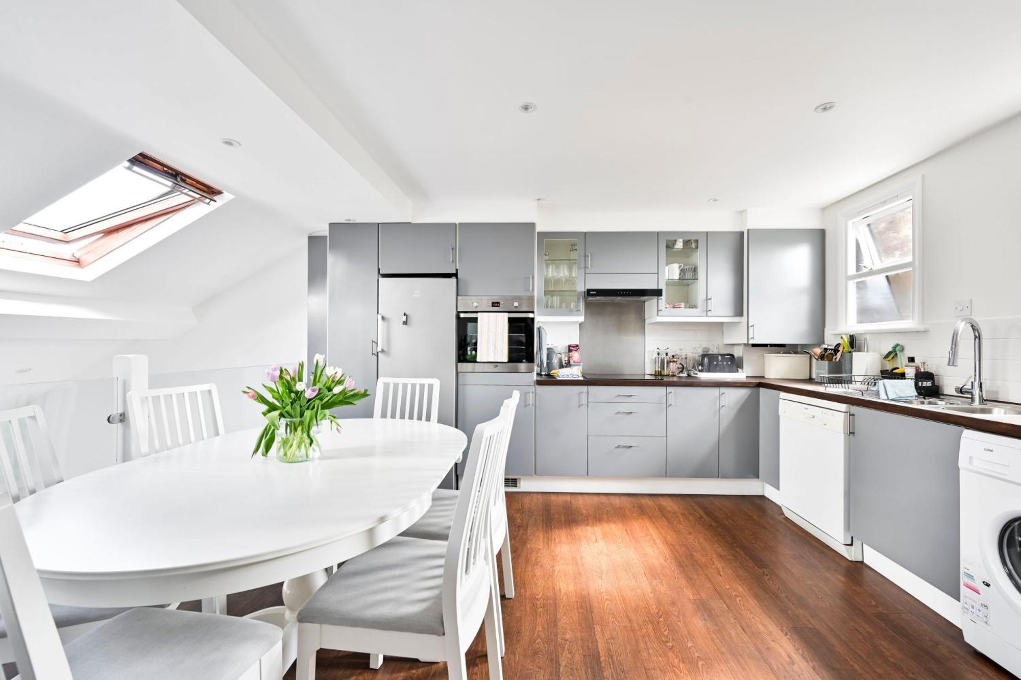 New Chic 3-Bed Flat In Clapham Londres Exterior foto